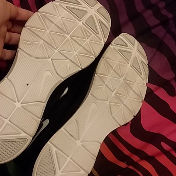 Nike Sneakers - Picture 5 of 5